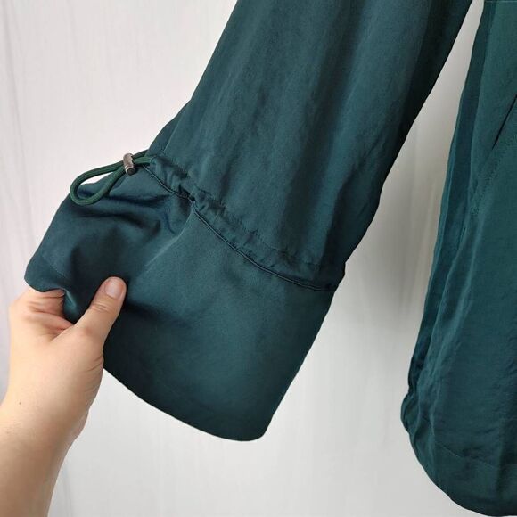 NWT Halogen Women's Size Medium Emerald Green Zip Up Jacket Bell Sleeves Draw St - Picture 4 of 8